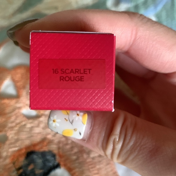 TOM FORD Love Collection Lip Colour Matte Lipstick-16 Scarlet rouge-BNIB - Picture 10 of 11